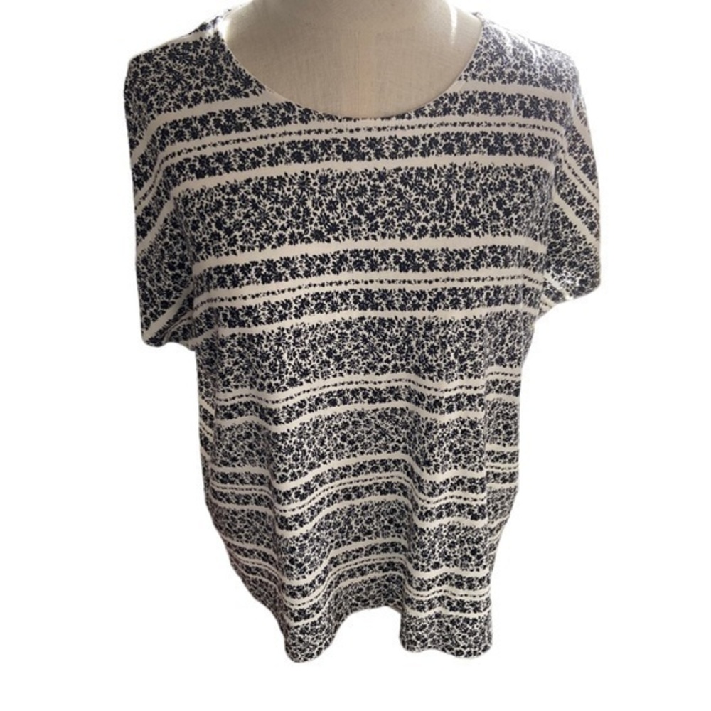 J Jill Wearever Collection Black and White Tee